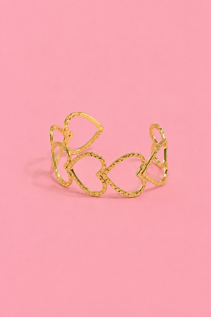 Lovely Heart Cuff